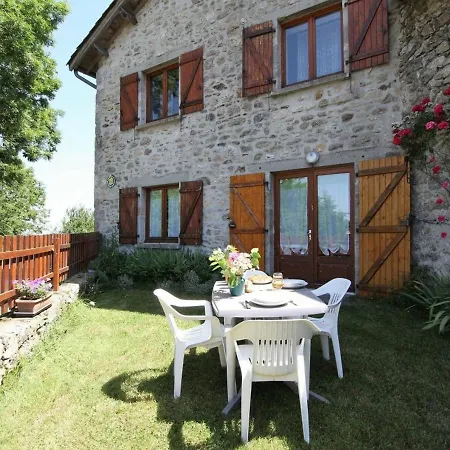 Familial Au Calme Avec Jeux, Vtt, Randonnee, Pres Du Parc Livradois, La Chaise-dieu Et Craponne - Fr-1-582-214 בית נופש *