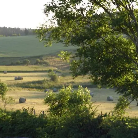 Jullianges, 3 Pièces, 5 Personnes - Fr-1-582-214 Casa vacanze *